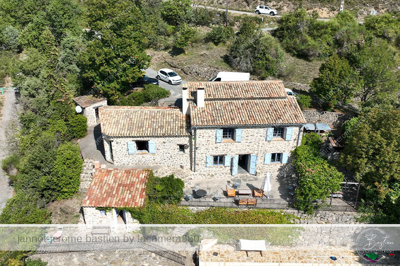 shooting-photo-immobilier-drone-800_0463-bastien-JANNOT-JEROME_watermark Drone Immobilier Nice : Photo & Vidéo Aérienne 4K | La Camera 360