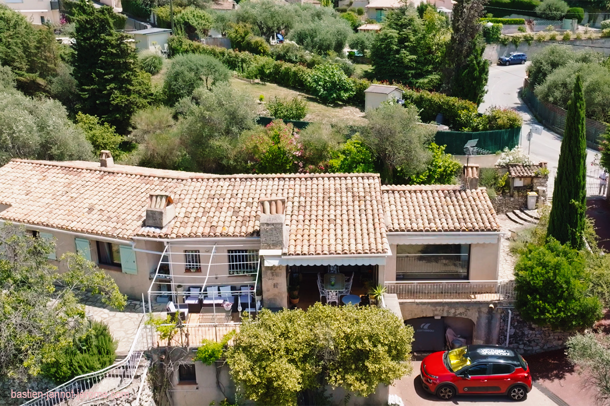 drone-immobilier-antibes